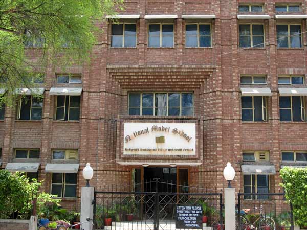 Girls Campus 1